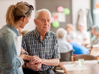 Jobs and Skills WA: Dementia care courses