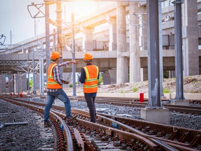 Jobs and Skills WA: Infrastructure transport courses
